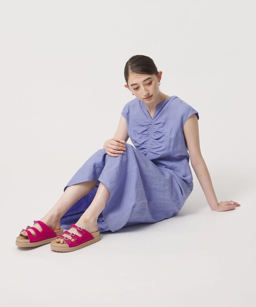 UNITED ARROWS（ユナイテッドアローズ）の「ビジュー 3ライン ミュール（サンダル・レディース・ブラック/ダークブラウン/ピンク・35/36/37/38）」の9枚目の写真