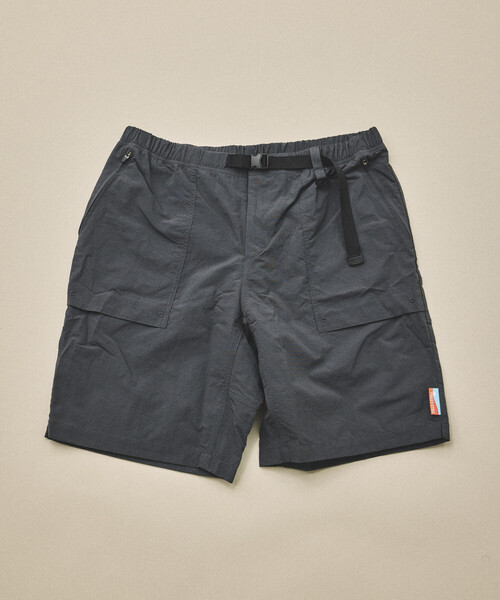FREAK'S STORE(フリークスストア)の「FREAK'S STORE for BEACH & FES リラックスフィット 撥水 リサイクルナイロン ウェビングベルト ショーツ/バッグ付き(その他パンツ・メンズ・チャコールグレー/ブラック/ベージュ/パープル/その他/マルチ/ブラック系その他/レオパード/ブラック系その他2・SMALL/MEDIUM/LARGE)」の12枚目の写真
