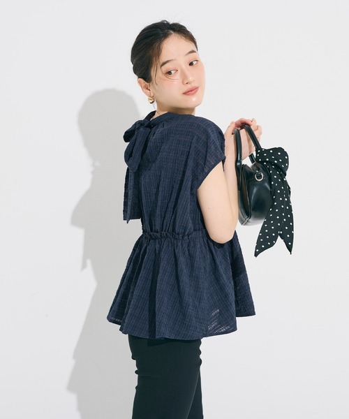 coca(coca)(コカ)の「シアーチェックリボンブラウス(シャツ/ブラウス・レディース・ネイビー/ホワイト・L/M)」の9枚目の写真