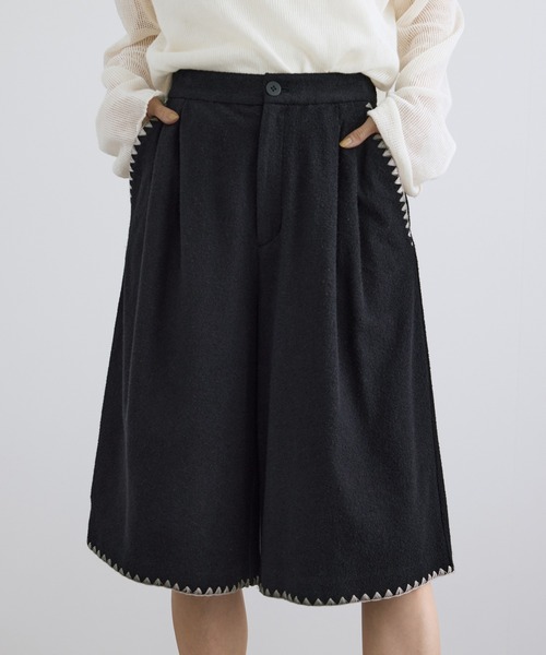SALON adam et rope'(サロン アダム エ ロペ)の「ミニパイルショートパンツ / セットアップ対応(その他パンツ・レディース・キナリ/ブラック・M/S)」の2枚目の写真