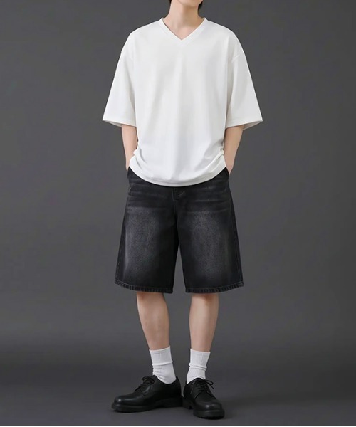 revertical(リバーティカル)の「ヴィンテージウォッシュ デニムショートパンツ/ケミカル加工 ハーフパンツ(デニムパンツ・メンズ・ブルー/サックスブルー/ブラック・X-LARGE/LARGE/MEDIUM)」の6枚目の写真