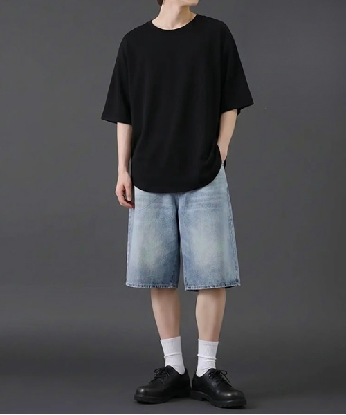 revertical(リバーティカル)の「ヴィンテージウォッシュ デニムショートパンツ/ケミカル加工 ハーフパンツ(デニムパンツ・メンズ・ブルー/サックスブルー/ブラック・X-LARGE/LARGE/MEDIUM)」の12枚目の写真