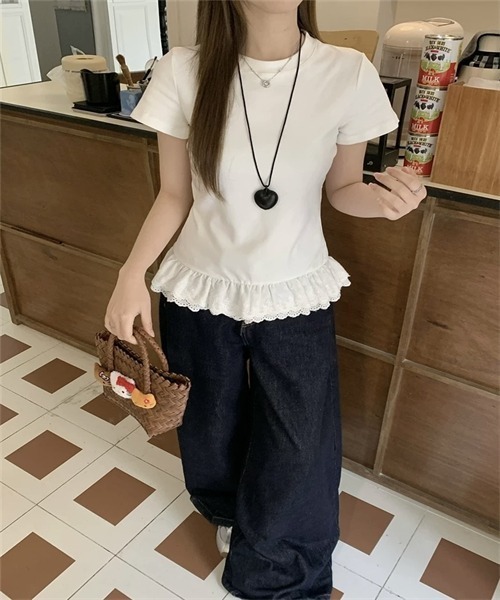 Dream garden(ドリームガーデン)の「裾綿レースフリルTシャツ(Tシャツ/カットソー・レディース・杢グレー/ホワイト・S/M/L/XL/XXL)」の5枚目の写真
