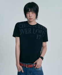 MOO（エムオーオー）の「オーバーラウドレタリング半袖Tシャツ - ブラック（Tシャツ/カットソー）」