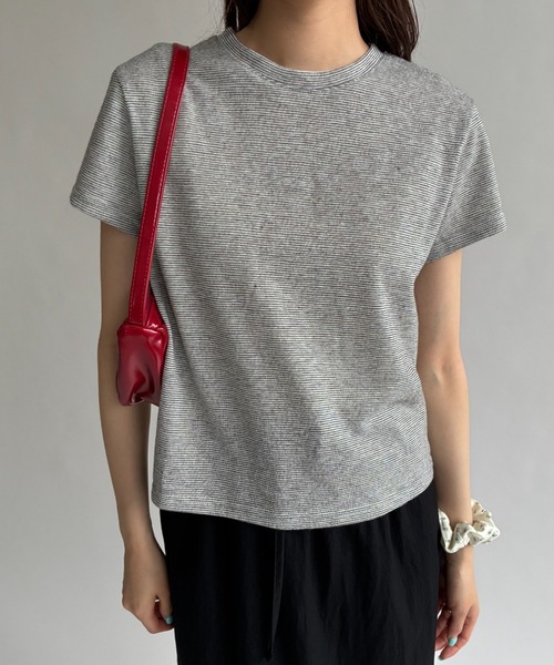 FUULLY STUDIO(フーリィーステューディオ)の「ピンボーダーTEE(Tシャツ/カットソー・レディース・グリーン/ブラック・FREE)」の1枚目の写真