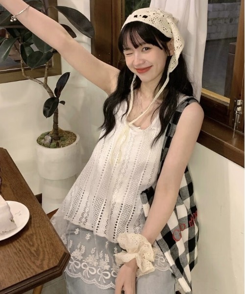 gossip!ロサンゼルス(ゴシップロサンゼルス)の「Y2Kヴィンテージ風 レースキャミワンピース(Tシャツ/カットソー・レディース・ホワイト・M)」の5枚目の写真
