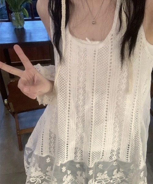 gossip!ロサンゼルス(ゴシップロサンゼルス)の「Y2Kヴィンテージ風 レースキャミワンピース(Tシャツ/カットソー・レディース・ホワイト・M)」の7枚目の写真