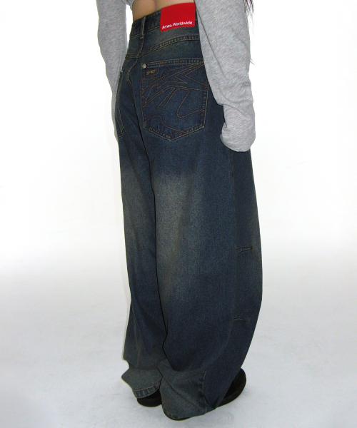 AMESWORLDWIDE(アメスワールドワイド)の「STITCH BALLOON FIT DENIM PANTS BLUE(デニムパンツ・レディース・その他・LARGE/MEDIUM/SMALL)」の3枚目の写真