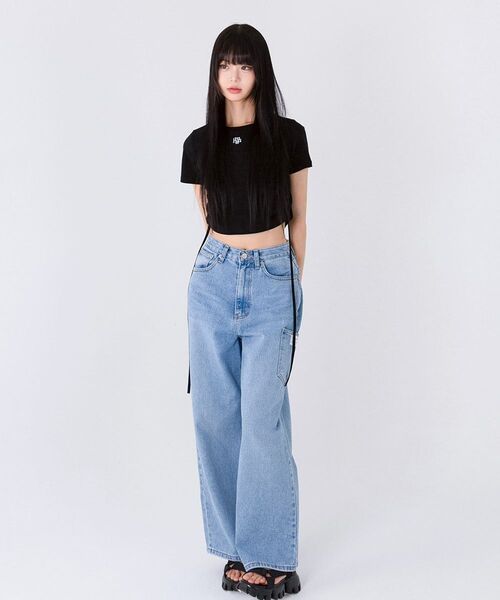 muahmuah（ムーアムーア）の「ストリングシルケットロゴ半袖Tシャツ [2カラー]（Tシャツ/カットソー・レディース・ブラック/ホワイト・FREE）」の9枚目の写真