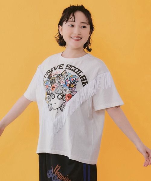 ScoLar(スカラー)の「ScoLar(スカラー) フリンジ入り アメリカン風スカラーちゃんTシャツ(Tシャツ/カットソー・レディース・ブラック/オフホワイト・MEDIUM)」の1枚目の写真