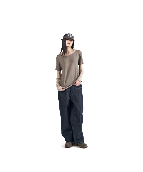AAKAM(アーカム)の「Contrast Layered Long Sleeve (Khaki)(Tシャツ/カットソー・レディース・その他・1/2)」の7枚目の写真