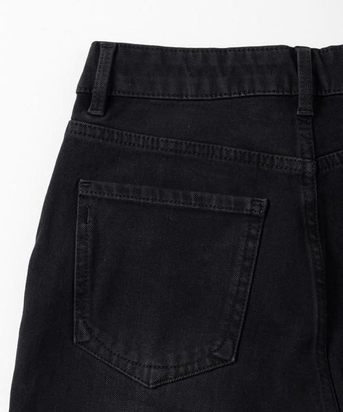 AJUGA.(アジュガ)の「ストレッチカーブデニムパンツ(デニムパンツ・レディース・ブラック/ライトブルー・M/S)」の4枚目の写真