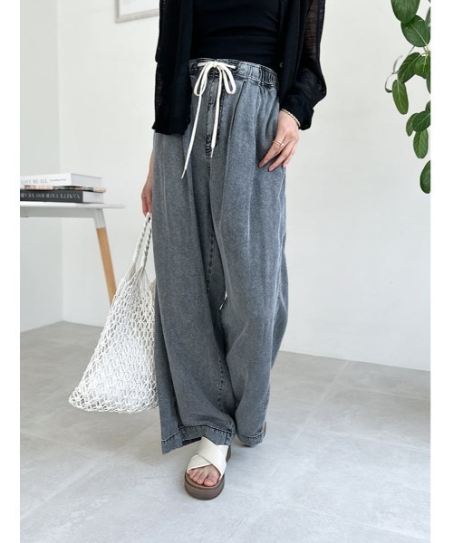 fifth(フィフス)の「セルロースデニムドロストイージーパンツ(その他パンツ・レディース・ブラック/ブルー・M)」の19枚目の写真