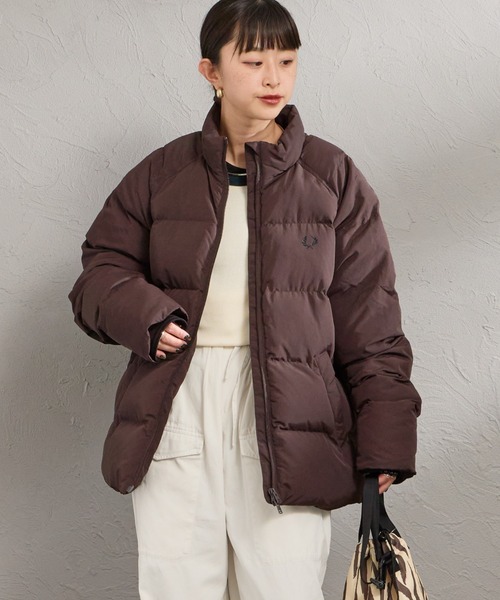 FRED PERRY（フレッドペリー）の「[FRED PERRY/フレッドペリー] ワンポイントロゴ刺繍 ラグランスリーブ パテッドジャケット（ブルゾン・レディース・ブラック/ダークブラウン・M/L）」の14枚目の写真