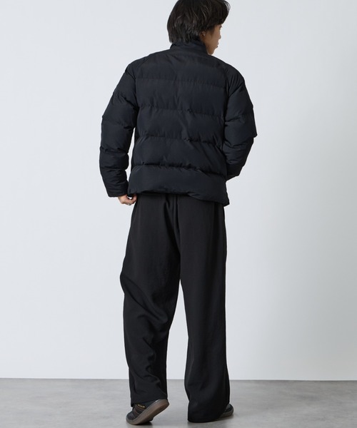 FRED PERRY（フレッドペリー）の「[FRED PERRY/フレッドペリー] ワンポイントロゴ刺繍 ラグランスリーブ パテッドジャケット（ブルゾン・レディース・ブラック/ダークブラウン・M/L）」の9枚目の写真