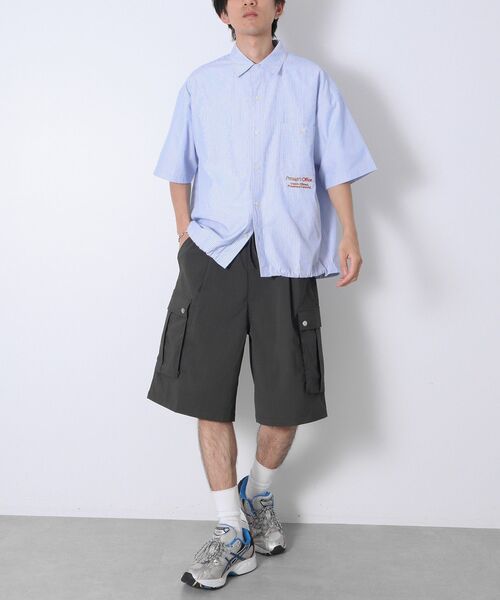 CRAFT STANDARD BOUTIQUE(クラフトスタンダードブティック)の「機能素材ワイドカーゴハーフパンツ(その他パンツ・メンズ・チャコールグレー/ブラック・L/M)」の14枚目の写真