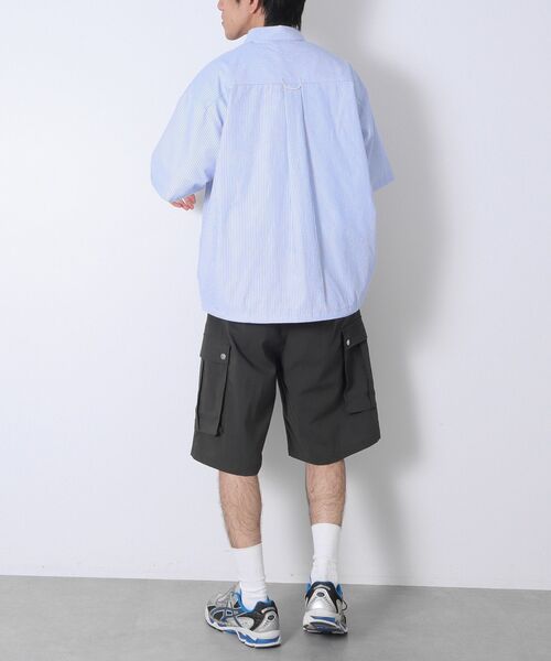 CRAFT STANDARD BOUTIQUE(クラフトスタンダードブティック)の「機能素材ワイドカーゴハーフパンツ(その他パンツ・メンズ・チャコールグレー/ブラック・L/M)」の16枚目の写真