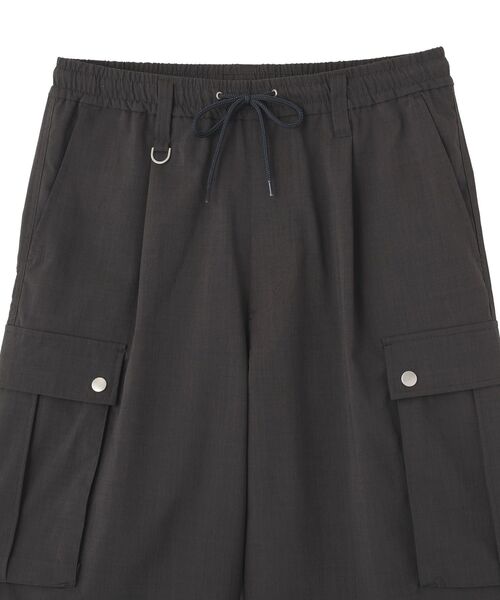 CRAFT STANDARD BOUTIQUE(クラフトスタンダードブティック)の「機能素材ワイドカーゴハーフパンツ(その他パンツ・メンズ・チャコールグレー/ブラック・L/M)」の5枚目の写真