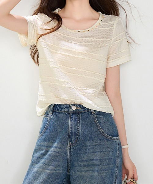 ONEP STAR(ワンピスター)の「ネック装飾パーツ半袖カットソー(Tシャツ/カットソー・レディース・ベージュ・X-LARGE/LARGE/MEDIUM)」の4枚目の写真