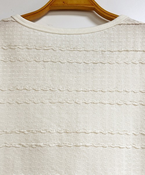 ONEP STAR(ワンピスター)の「ネック装飾パーツ半袖カットソー(Tシャツ/カットソー・レディース・ベージュ・X-LARGE/LARGE/MEDIUM)」の11枚目の写真