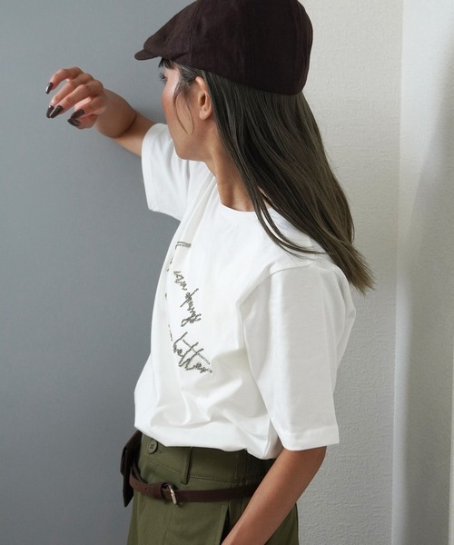 gossara(ゴサラ)の「【シンプルなのに印象的】ロゴビーズ刺繍T(Tシャツ/カットソー・レディース・オフホワイト/ブラウン/スミクロ/杢グレー・FREE)」の7枚目の写真