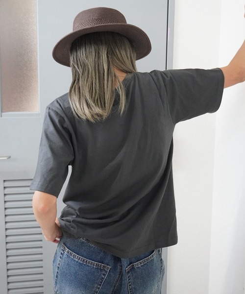 gossara(ゴサラ)の「【シンプルなのに印象的】ロゴビーズ刺繍T(Tシャツ/カットソー・レディース・オフホワイト/ブラウン/スミクロ/杢グレー・FREE)」の13枚目の写真