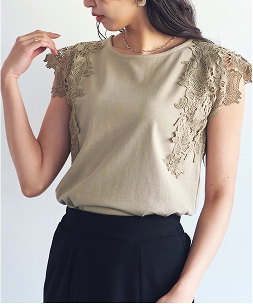 PREFERIR(プレフェリール)の「華やかレース切替 フレンチスリーブ 綿100% Tシャツ(Tシャツ/カットソー・レディース・ベージュ/ブラック/ホワイト・MEDIUM)」の1枚目の写真