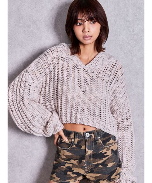 GYDA(ジェイダ)の「HANDニットライクショートHOODIE(ニット/セーター・レディース・チャコールグレー/ブラウン/アイボリー・FREE)」の4枚目の写真