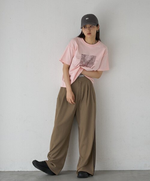 COLONY 2139(コロニートゥーワンスリーナイン)の「【汗じみ防止】アソートフォトTシャツ(Tシャツ/カットソー・レディース・ホワイト/ピンク/グレー・FREE)」の17枚目の写真