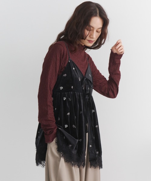 ORDENA（オルディナ）の「ベロア刺繍リボンキャミソール（キャミソール・レディース・ブルー/ブラウン/ブラック・FREE）」の7枚目の写真