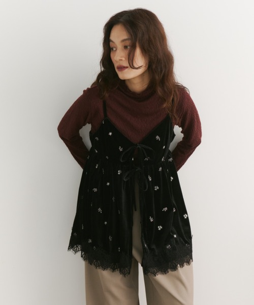 ORDENA（オルディナ）の「ベロア刺繍リボンキャミソール（キャミソール・レディース・ブルー/ブラウン/ブラック・FREE）」の6枚目の写真