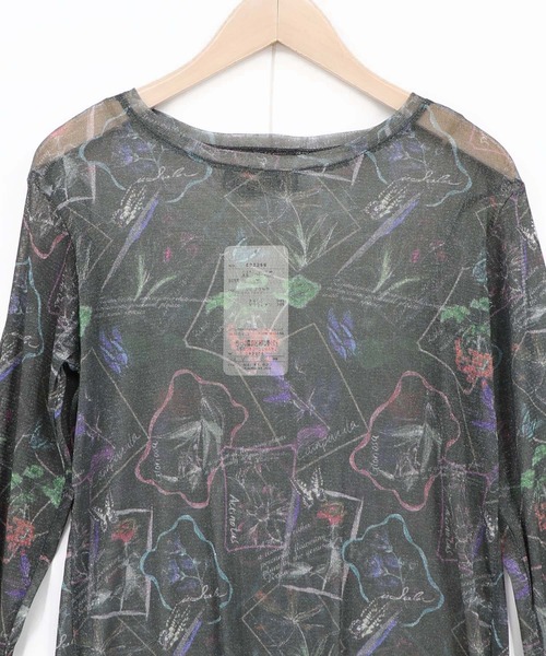 iS ScoLar(イズスカラー)の「562256:2柄展開 お花orチェック柄 ラメチュールインナー(Tシャツ/カットソー・レディース・ブラック/カーキ・M)」の15枚目の写真