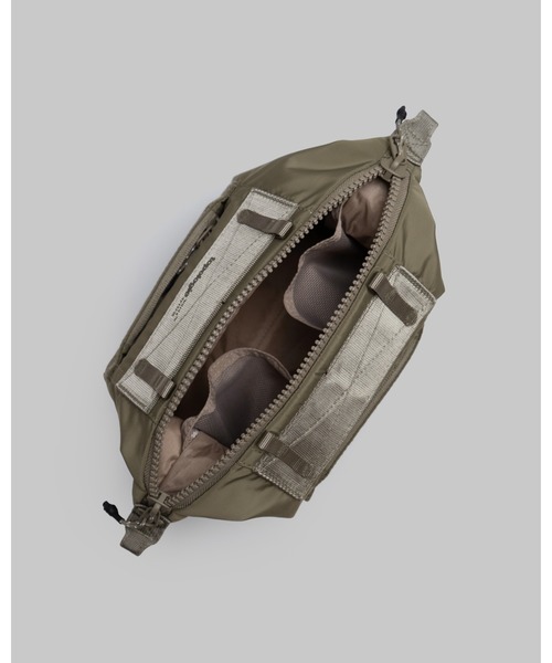 Topologie（トポロジー）の「Explorer Tote Small（トートバッグ・レディース・モスグリーン系/ブラック・ONE SIZE）」の10枚目の写真