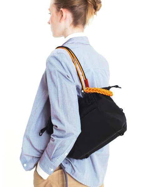 Topologie（トポロジー）の「Explorer Tote Small（トートバッグ・レディース・モスグリーン系/ブラック・ONE SIZE）」の11枚目の写真
