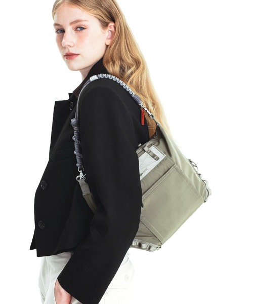 Topologie（トポロジー）の「Explorer Tote Small（トートバッグ・レディース・モスグリーン系/ブラック・ONE SIZE）」の14枚目の写真