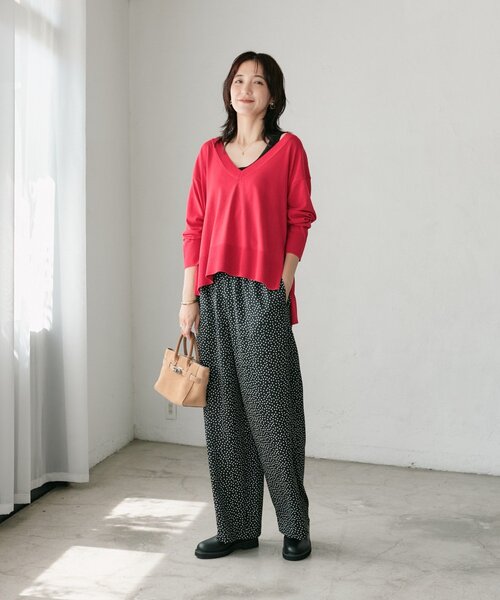 RIVE DROITE（リヴドロワ）の「【接触冷感/吸水速乾性/ストレッチ】ドットサテンイージーパンツ（その他パンツ・レディース・ボルドー/ブラック・36/38）」の4枚目の写真