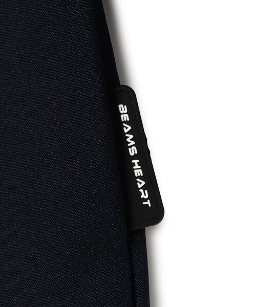 BEAMS HEART(ビームスハート)の「フィルム スタンドカラー ジャケット(撥水・防風)(スウェット・メンズ・ネイビー/ブラック・S/XL/M/L)」の6枚目の写真