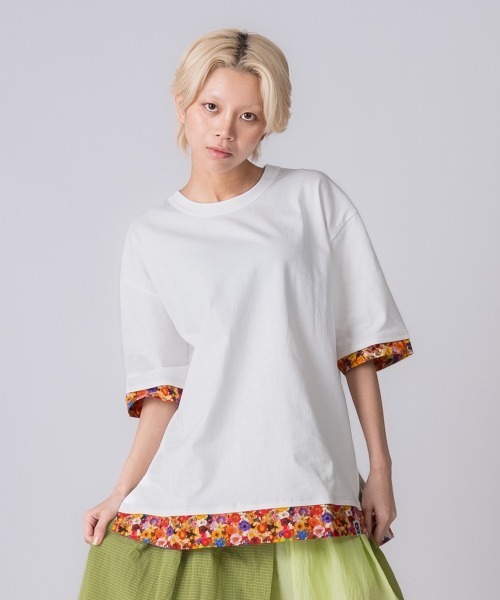 rehacer(レアセル)の「rehacer : Flower Layered Wide CS / ボタニカルレイヤード ワイドカットソー(Tシャツ/カットソー・レディース・ブラック/ホワイト・SMALL/MEDIUM)」の5枚目の写真
