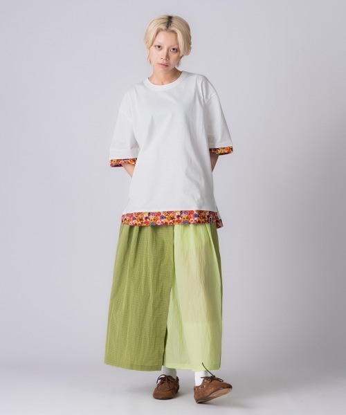 rehacer(レアセル)の「rehacer : Flower Layered Wide CS / ボタニカルレイヤード ワイドカットソー(Tシャツ/カットソー・レディース・ブラック/ホワイト・SMALL/MEDIUM)」の9枚目の写真