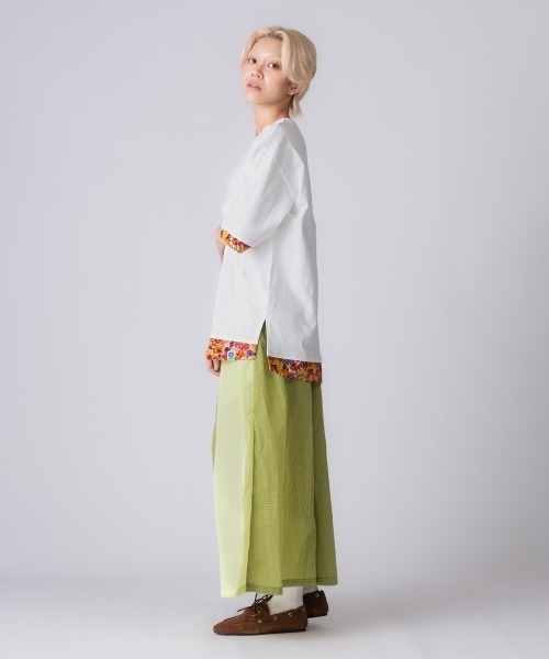 rehacer(レアセル)の「rehacer : Flower Layered Wide CS / ボタニカルレイヤード ワイドカットソー(Tシャツ/カットソー・レディース・ブラック/ホワイト・SMALL/MEDIUM)」の10枚目の写真