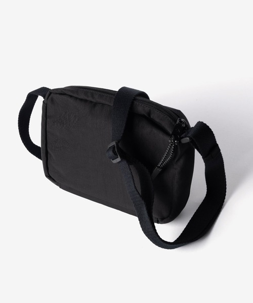 Calvin Klein(カルバン・クライン)の「【Calvin Klein / カルバン・クライン】BOLD CAMERA BAG ロゴ カメラバッグ / ショルダーバッグ(ショルダーバッグ・メンズ・ブラック・FREE)」の4枚目の写真