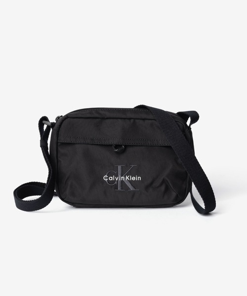 Calvin Klein(カルバン・クライン)の「【Calvin Klein / カルバン・クライン】BOLD CAMERA BAG ロゴ カメラバッグ / ショルダーバッグ(ショルダーバッグ・メンズ・ブラック・FREE)」の19枚目の写真