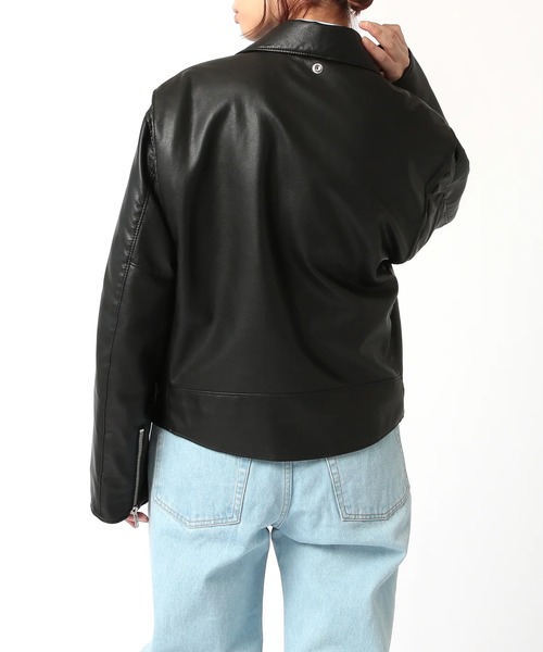 J.B. ATTIRE(ジェイビーアタイア)の「J.B. ATTIRE PARIS MOTERCYCLE JACKET(ライダースジャケット・レディース・Black・1)」の3枚目の写真