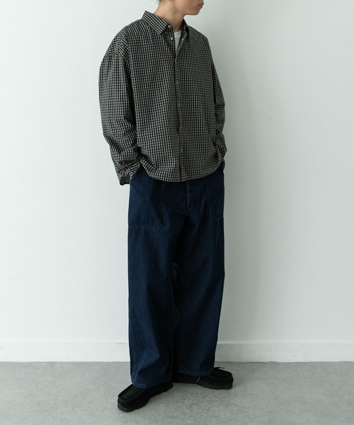 URBAN RESEARCH Sonny Label（アーバンリサーチサニーレーベル）の「サンドウォッシュチェックレギュラーシャツ（シャツ/ブラウス・メンズ・ブラック系その他/グリーン系その他/ベージュ系その他・MEDIUM/LARGE）」の11枚目の写真