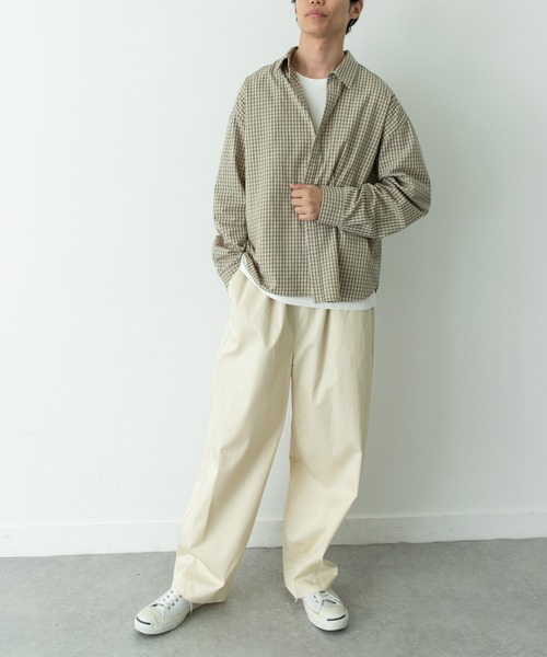 URBAN RESEARCH Sonny Label（アーバンリサーチサニーレーベル）の「サンドウォッシュチェックレギュラーシャツ（シャツ/ブラウス・メンズ・ブラック系その他/グリーン系その他/ベージュ系その他・MEDIUM/LARGE）」の21枚目の写真
