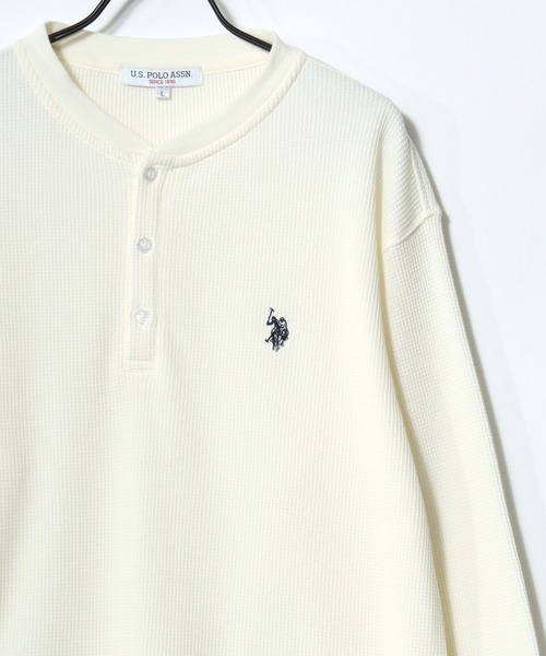 U.S. POLO ASSN.(ユーエスポロアッスン)の「U.S. POLO ASSN./ユーエスポロアッスン 別注 ワッフル/サーマル 無地 ロゴ ワンポイント刺繍 ヘンリーネック ロングスリーブTシャツ/ロンT/長袖Tシャツ/レディース メンズ(Tシャツ/カットソー・メンズ・ホワイト/スミクロ/ブラック/ネイビー・L/LL/M)」の5枚目の写真