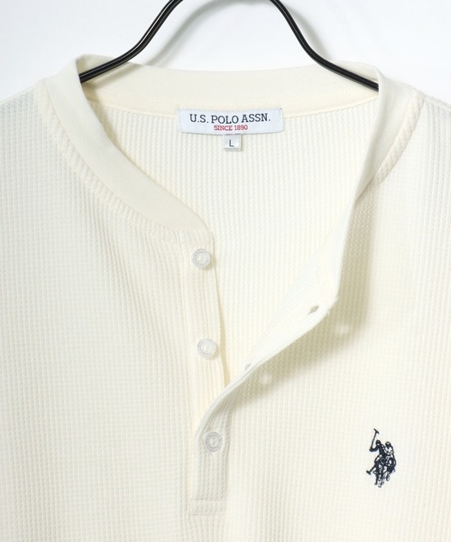 U.S. POLO ASSN.(ユーエスポロアッスン)の「U.S. POLO ASSN./ユーエスポロアッスン 別注 ワッフル/サーマル 無地 ロゴ ワンポイント刺繍 ヘンリーネック ロングスリーブTシャツ/ロンT/長袖Tシャツ/レディース メンズ(Tシャツ/カットソー・メンズ・ホワイト/スミクロ/ブラック/ネイビー・L/LL/M)」の15枚目の写真