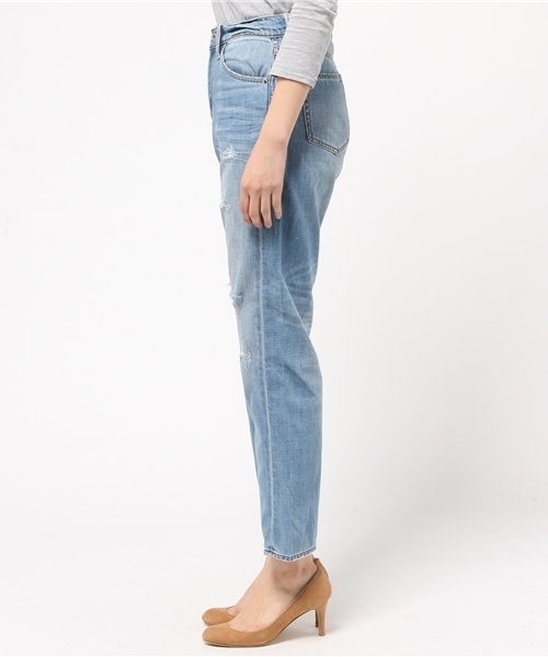 earth music&ecology（アースミュージックアンドエコロジー）の「【2016Spring】《バリバリデニム!》ダメージデニムパンツ（デニムパンツ・レディース・ライトインディゴブルー・MEDIUM/SMALL/LARGE）」の9枚目の写真