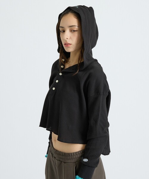 DISCUS(ディスカス)の「【DISCUS/ディスカス】ワッフルヘンリーネックフェイクレイヤードフードロンT/ワッフル生地/カットソー(Tシャツ/カットソー・レディース・ブラック/パープル/オフホワイト・フリー)」の18枚目の写真