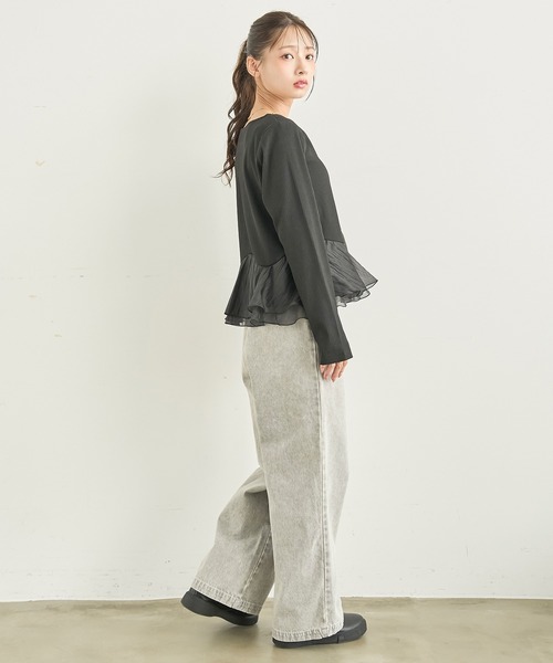mil(ミル)の「ペプラム切替 シアーフリルドッキングトップス【588224】(Tシャツ/カットソー・レディース・チャコールグレー/ブラック/アイボリー・XS/S)」の16枚目の写真